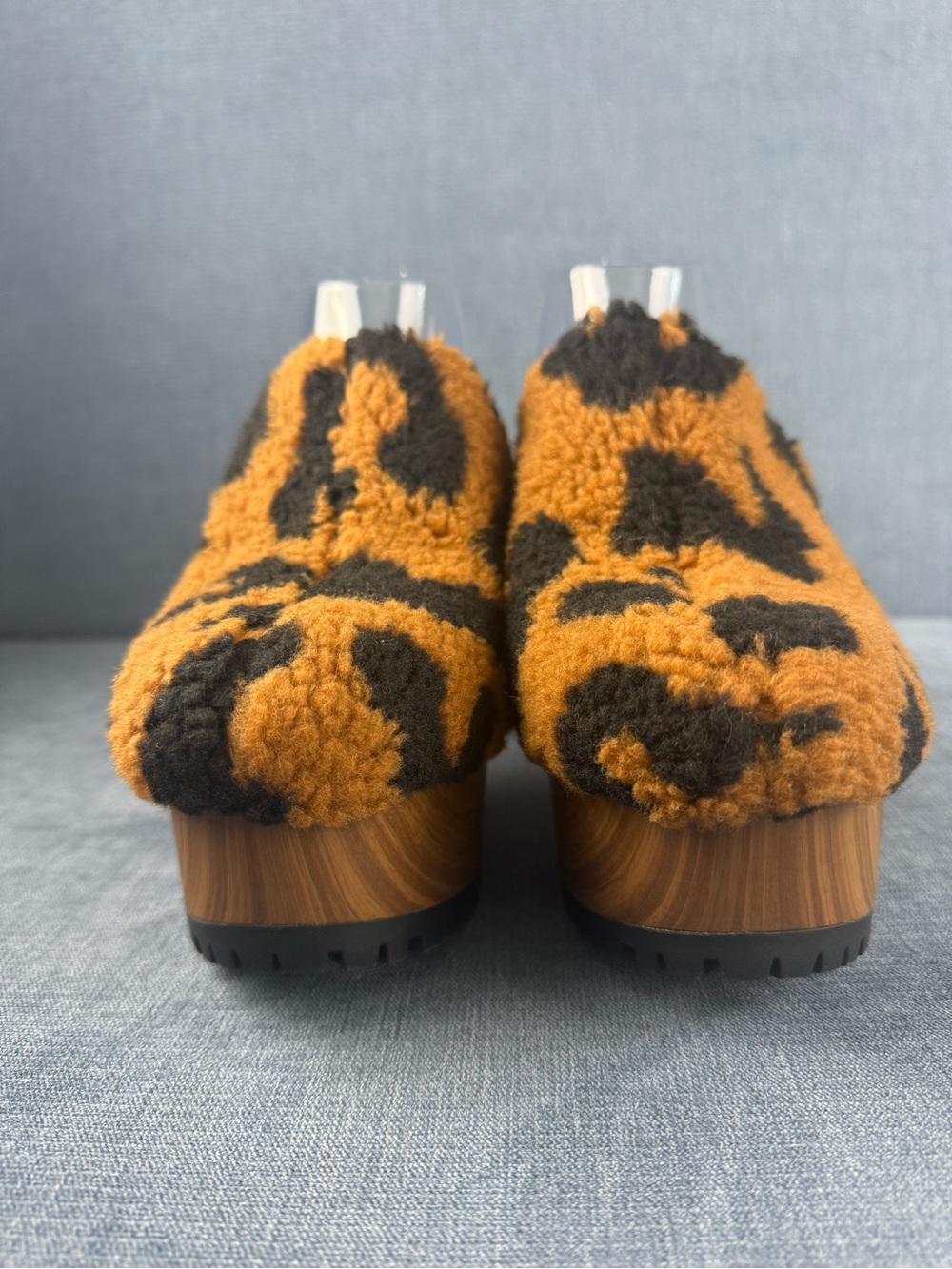 Jessica Simpson Tollia Leopard Print Shearling Wood Block Heel Clogs SZ 9 Chunky - Picture 3 of 11